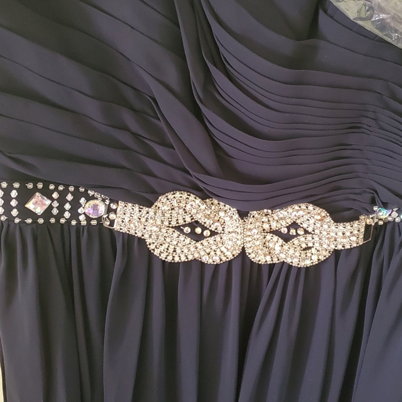 🎉2X HP🎊 Vintage Embellished Gown - Picture 6 of 10